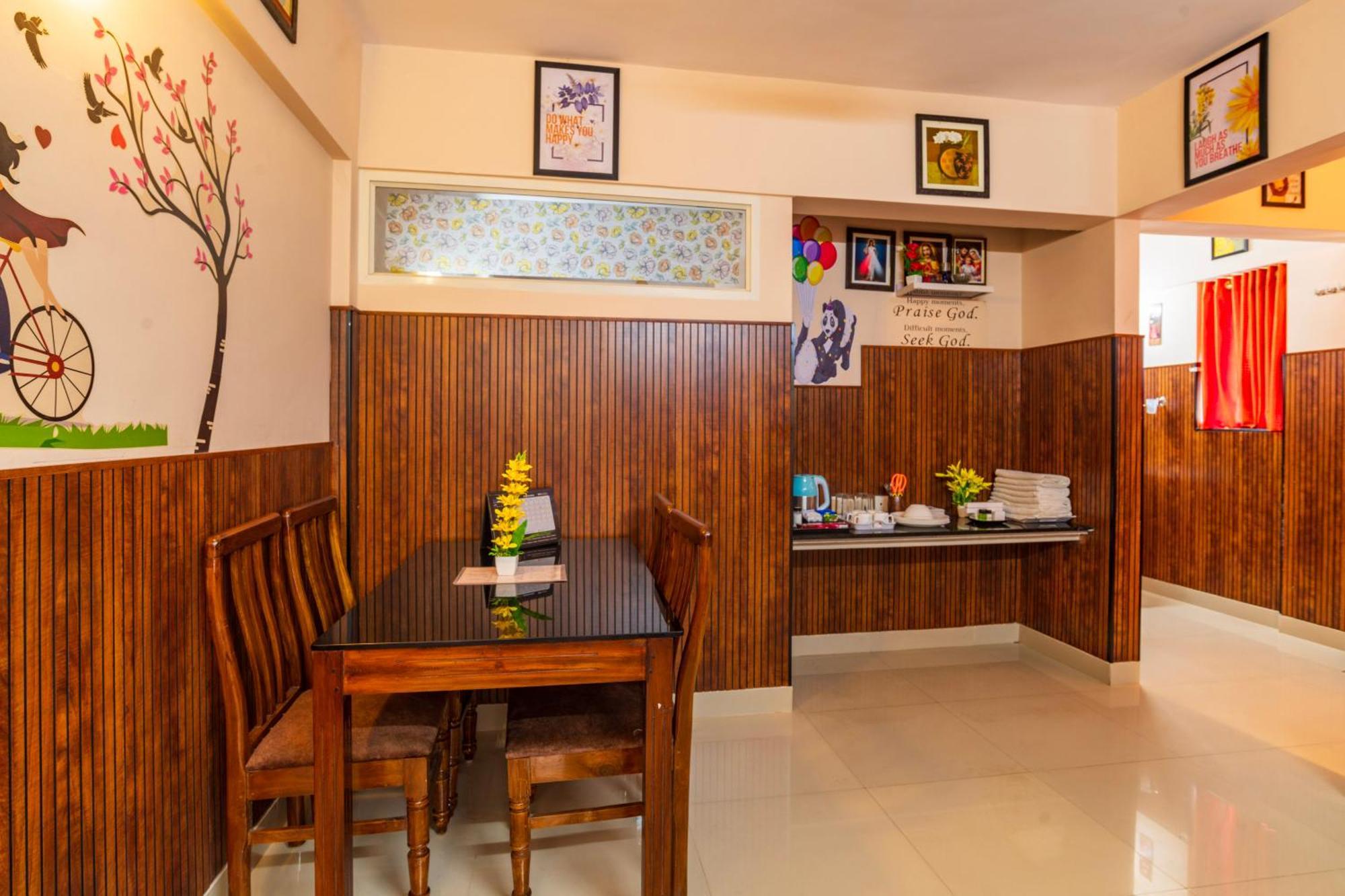 Apartment Mayflower Airport Launge Nedumbassery